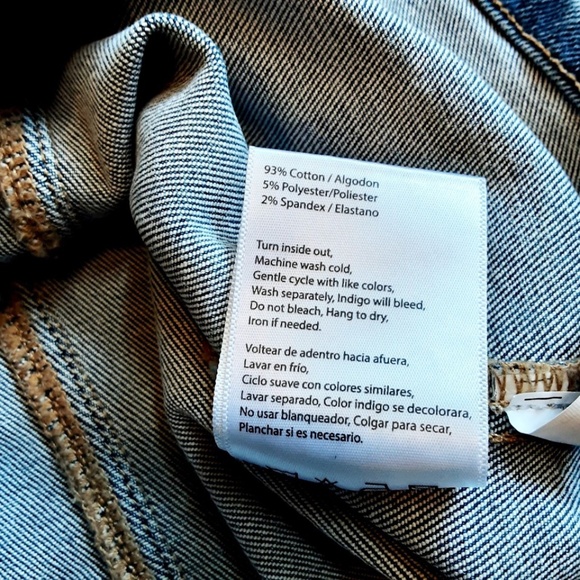 NWT - RISEN Stretch Denim Cropped Vest Medium Blue Button Front Sz M - Picture 12 of 14